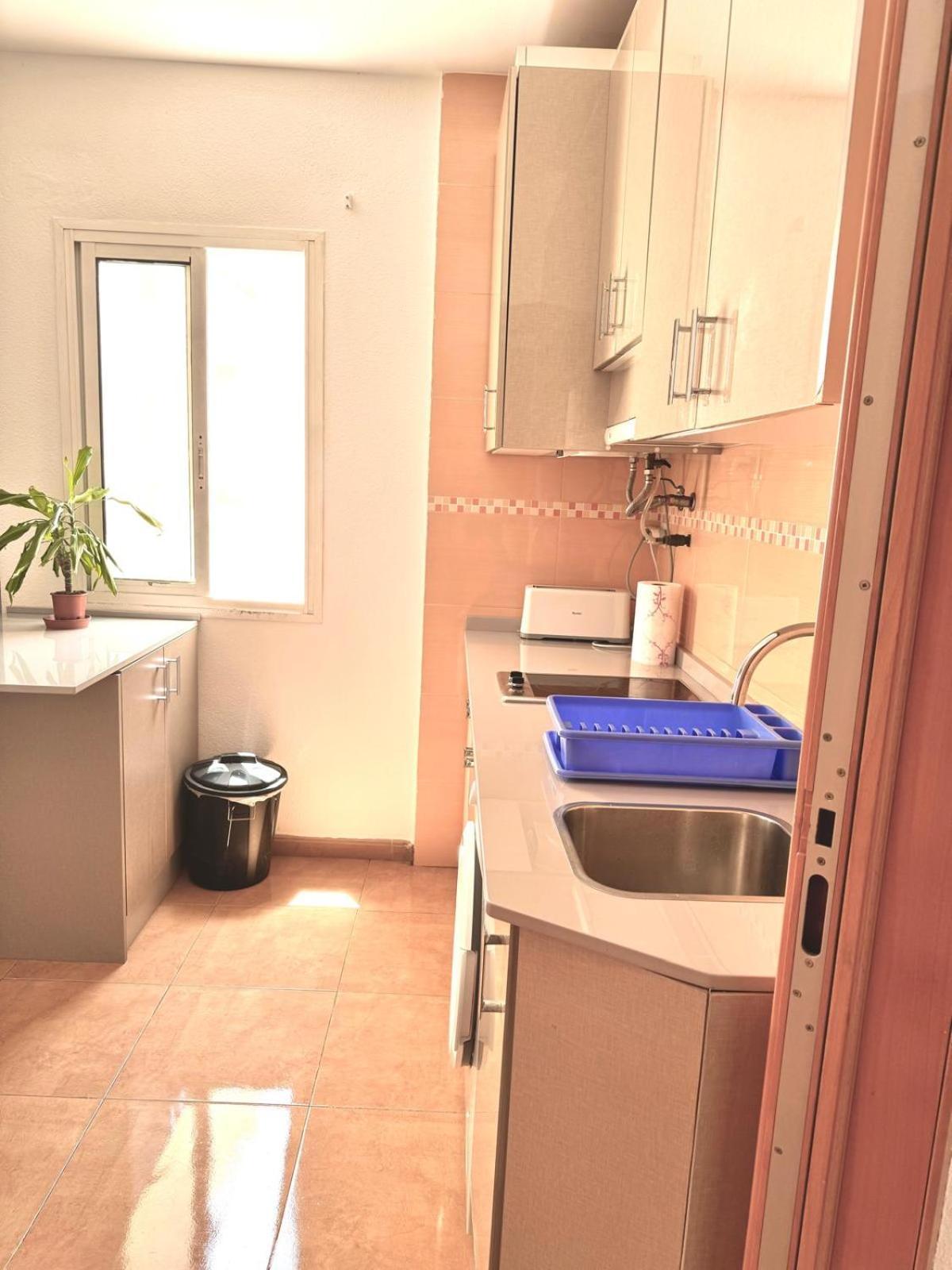 Centro Salesianos Apartment Malaga Luaran gambar